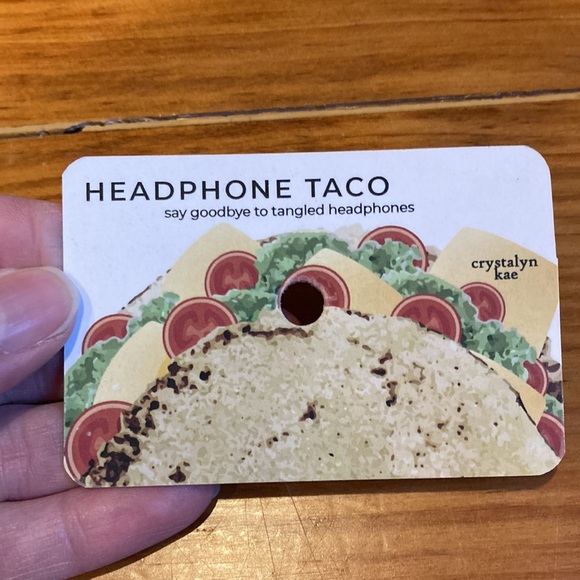 New! CRYSTALYN KAE Animal Print Headphone Tacos Cord Detanglers Metallic Leather - Picture 2 of 11